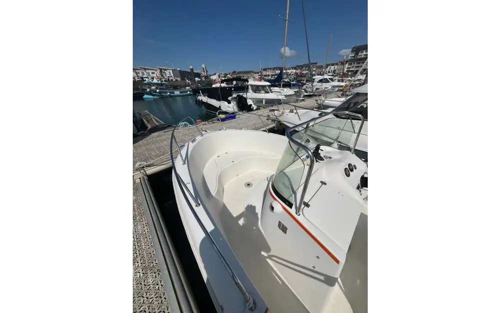 slider 6 Pacific Craft  550 Open
