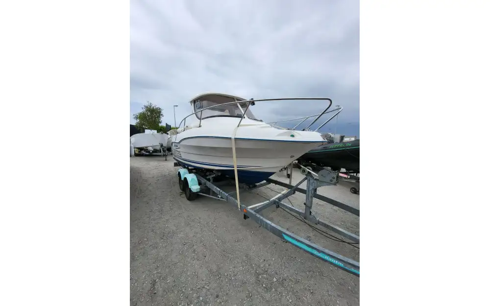 slider 3 Quicksilver  640 Pilothouse