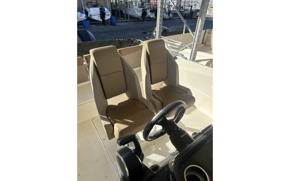 slider 3 Quicksilver 675