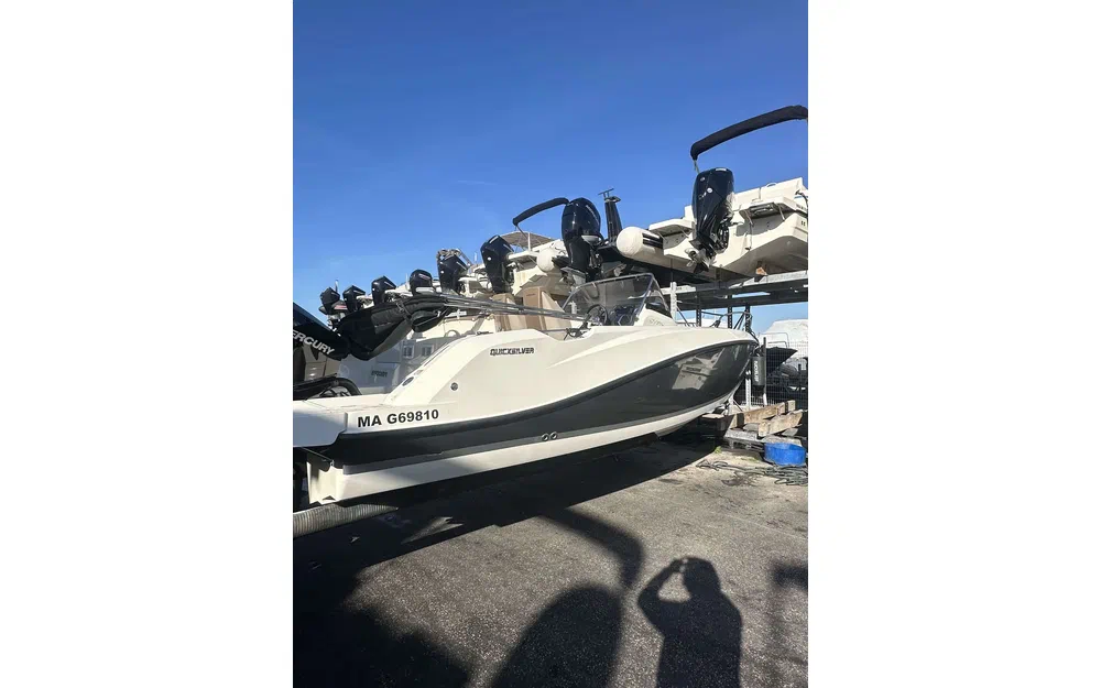 slider 8 Quicksilver 675