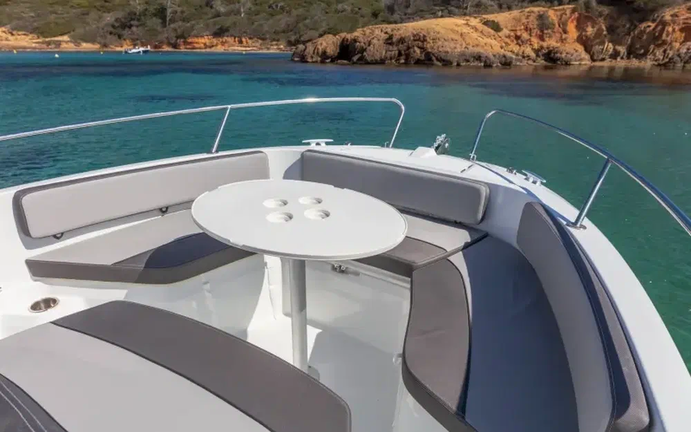 slider 7 Jeanneau Cap Camarat 6.5 CC