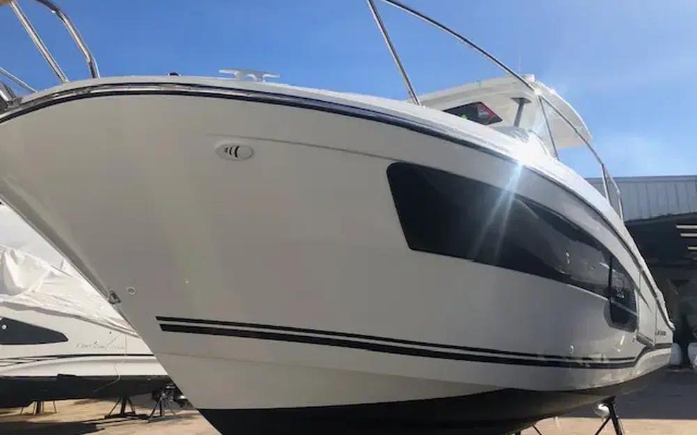 slider 1 Jeanneau Cap Camarat 9.0 WA