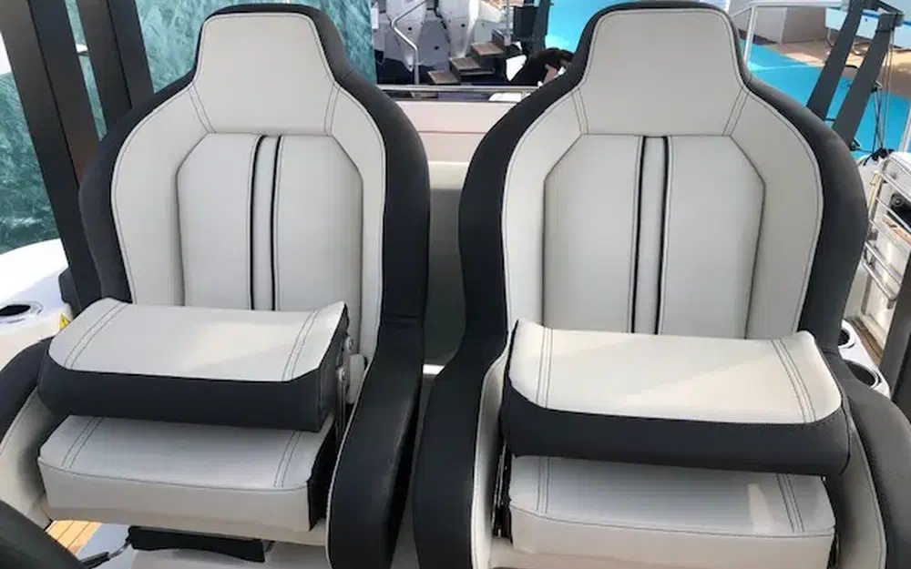 slider 3 Jeanneau Cap Camarat 9.0 WA