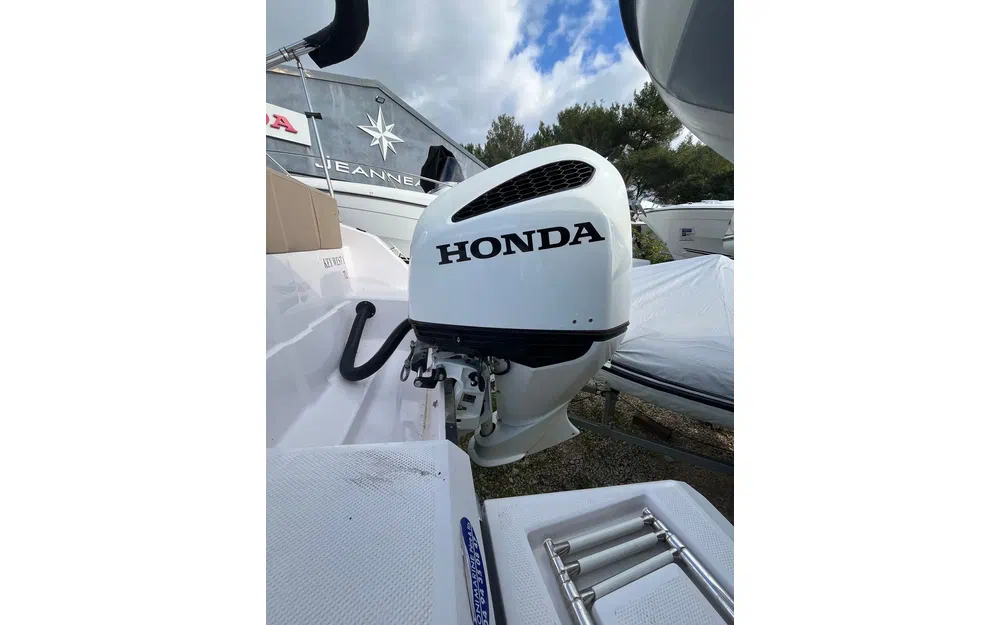 slider 5 HONDA BF200D XDU D'OCCASION - N°19
