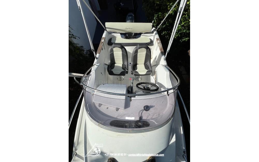 slider 2 B2 Marine Cap Ferret 522 Cruiser