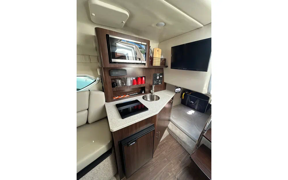 slider 10 Regal 26 Express