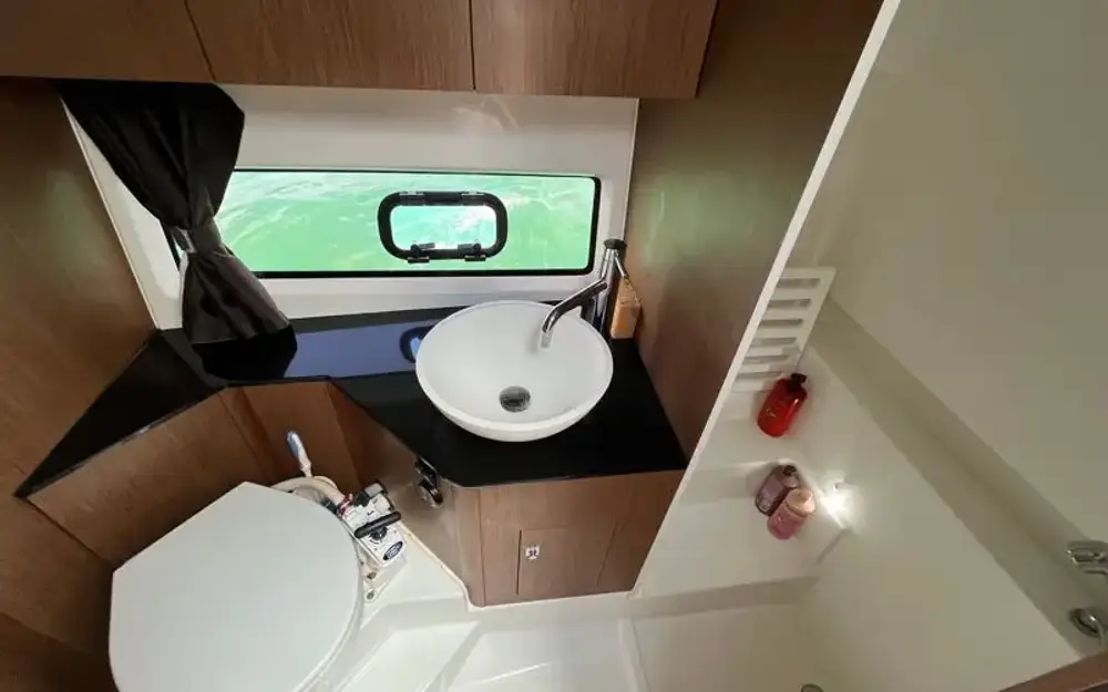 slider 20 Beneteau Gran Turismo 32