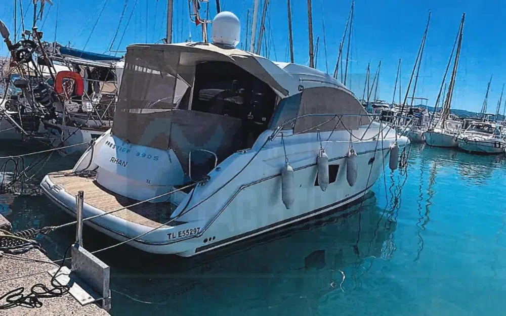 slider 0 Prestige Yachts 390 S