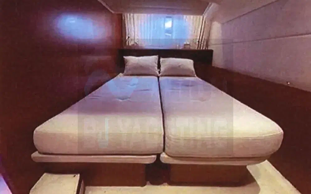 slider 14 Prestige Yachts 390 S