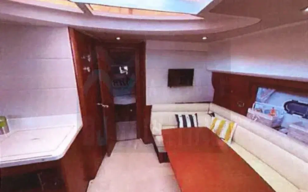 slider 3 Prestige Yachts 390 S