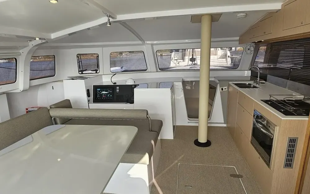 slider 15 Neel Trimarans 43 Performance