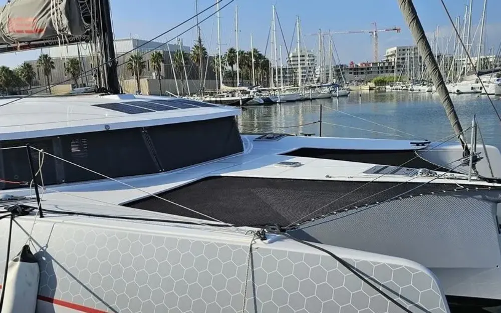 slider 2 Neel Trimarans 43 Performance