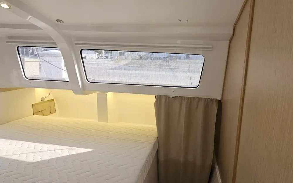 slider 32 Neel Trimarans 43 Performance