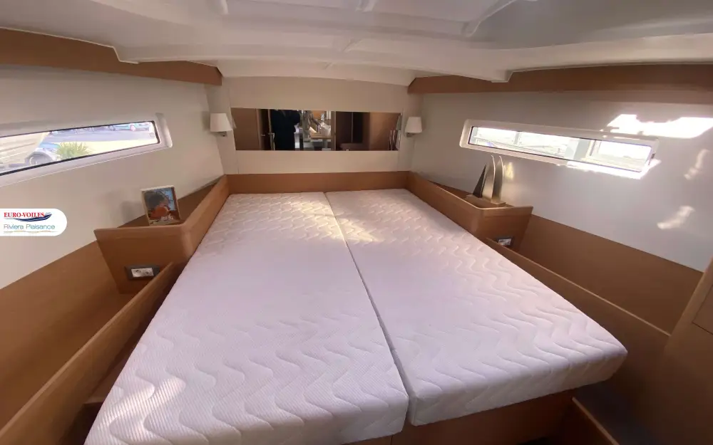 slider 17 Jeanneau Sun Odyssey 440