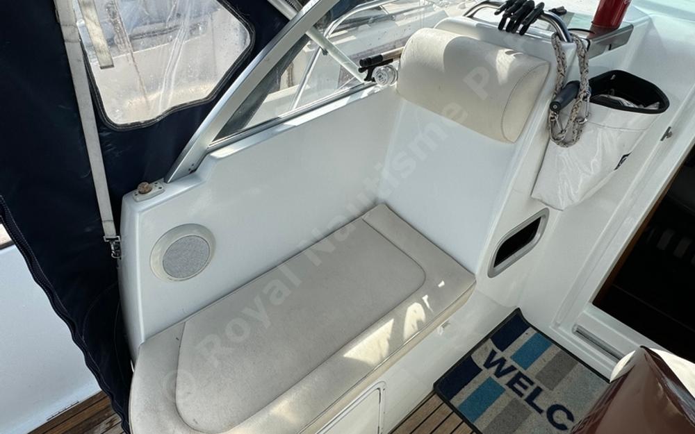 slider 12 Beneteau Ombrine 800