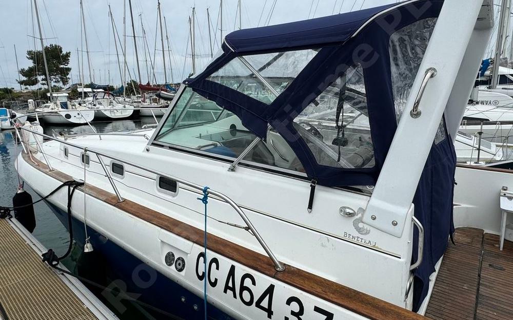 slider 9 Beneteau Ombrine 900