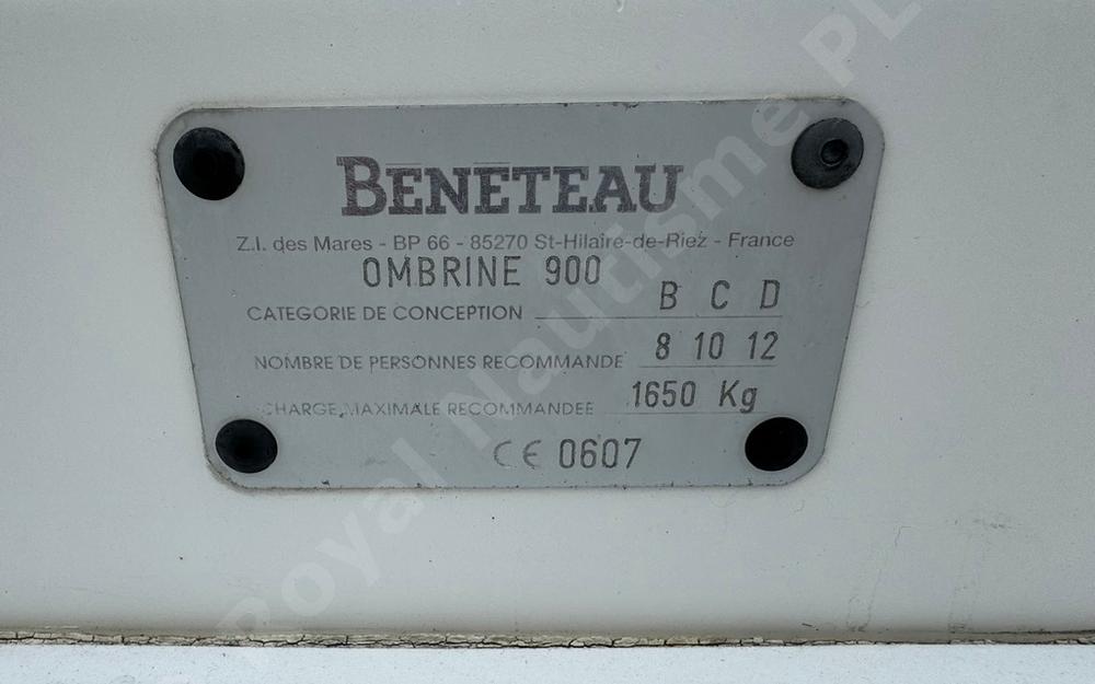 slider 17 Beneteau Ombrine 900