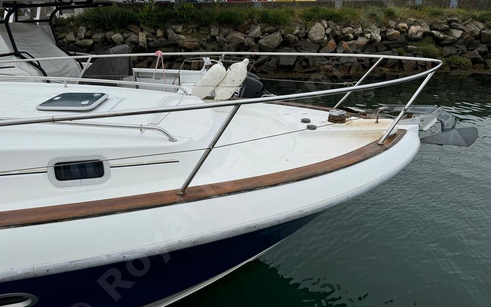 slider 6 Beneteau Ombrine 900