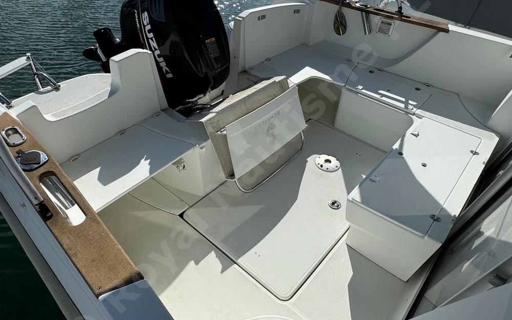 slider 10 Beneteau Antares 750 HB