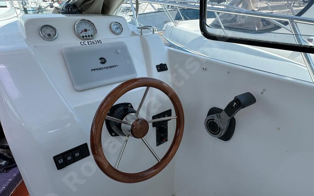 slider 16 Beneteau Antares 750 HB