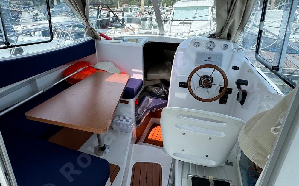 slider 2 Beneteau Antares 750 HB