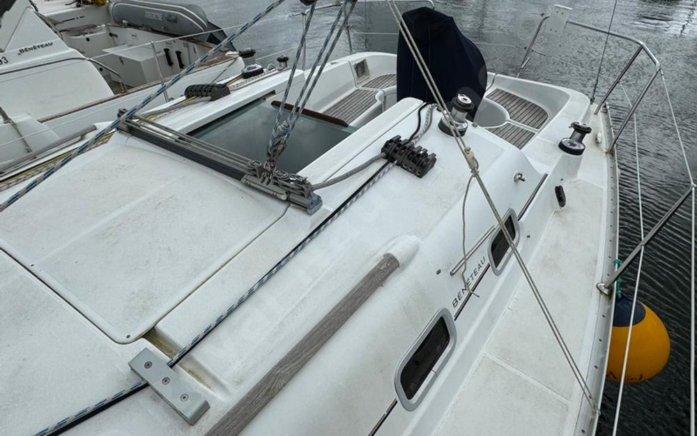 slider 5 Beneteau Oceanis 323 Clipper