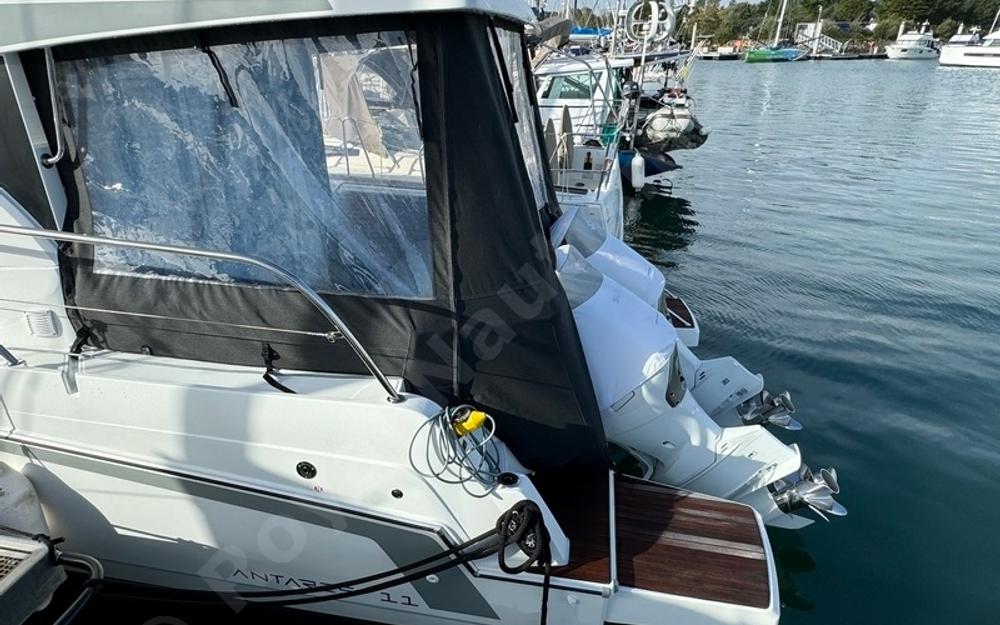 slider 3 Beneteau Antares 11 OB