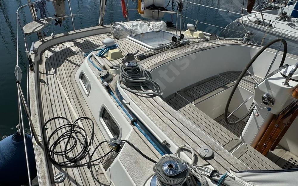 slider 5 Hallberg Rassy  43