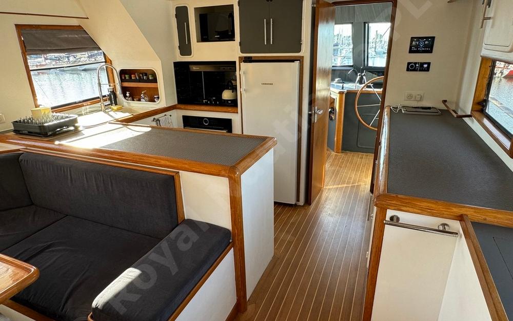 slider 14 Tania Yacht Tania 55