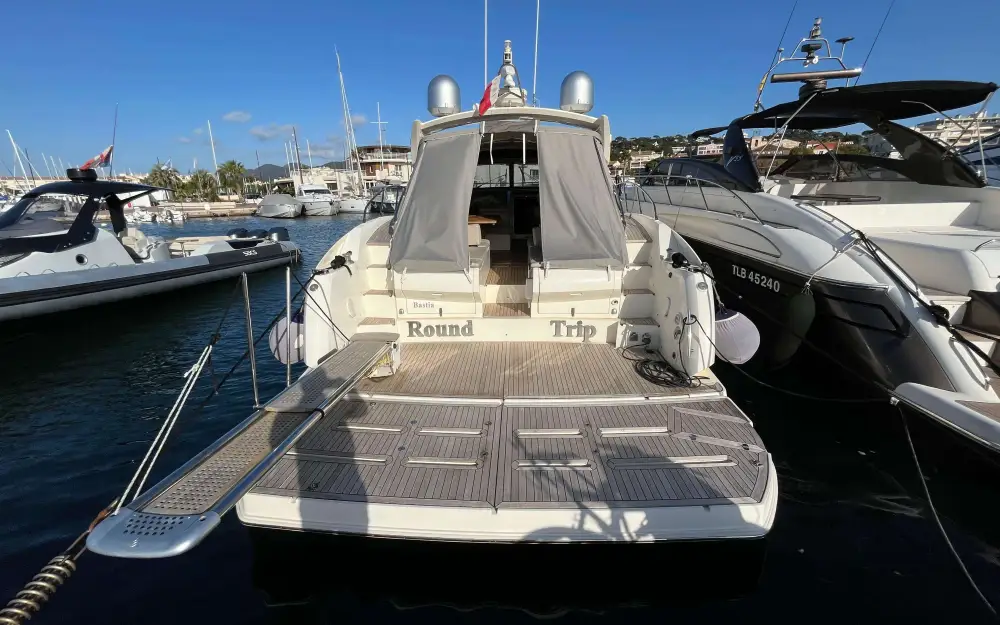 slider 1 Azimut Atlantis 50
