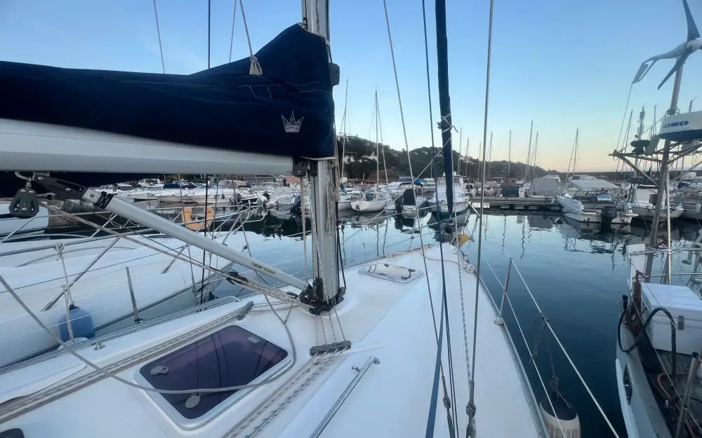 slider 12 Bavaria  34 Cruiser