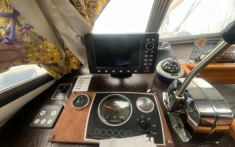 slider 33 Beneteau Evasion 32 - null