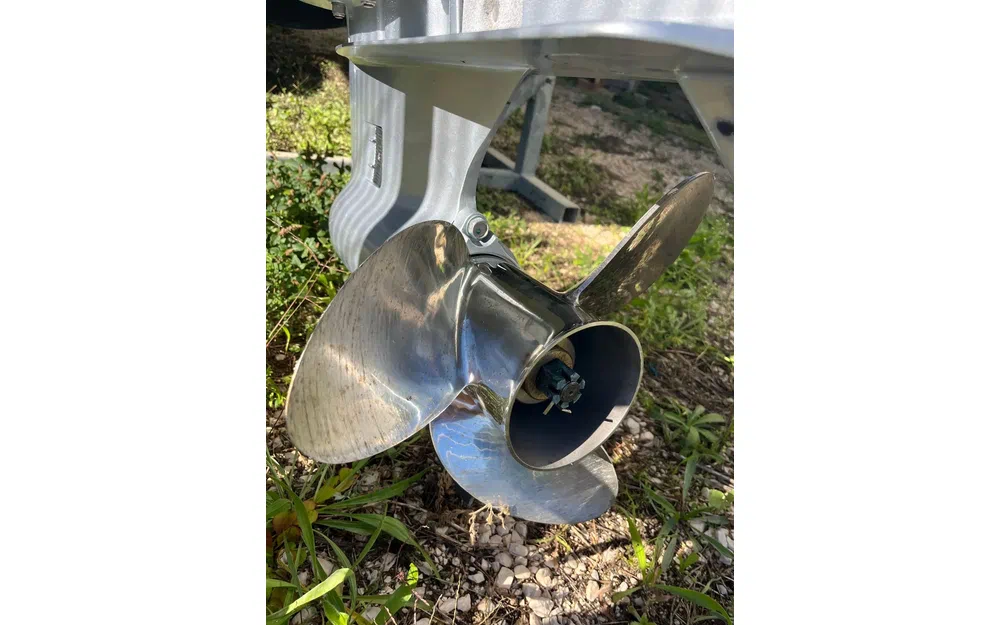 slider 10 HONDA BF250 OCCASION - N°4