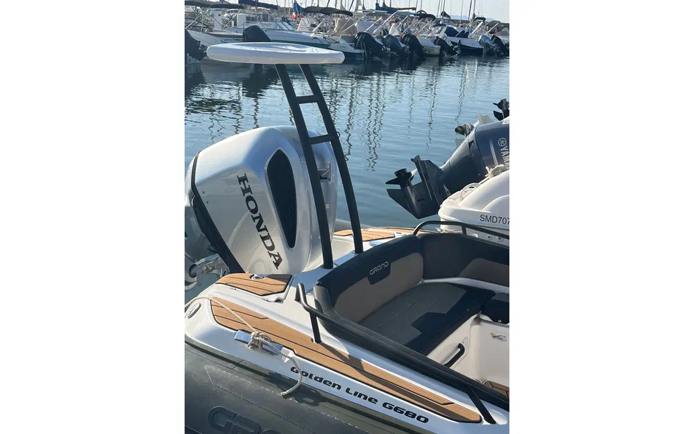 slider 1 HONDA BF200 D'OCCASION - N°9