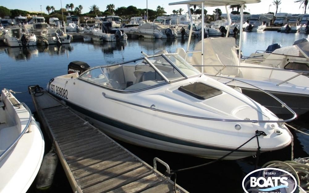 slider 0 Bayliner  1802 Capri