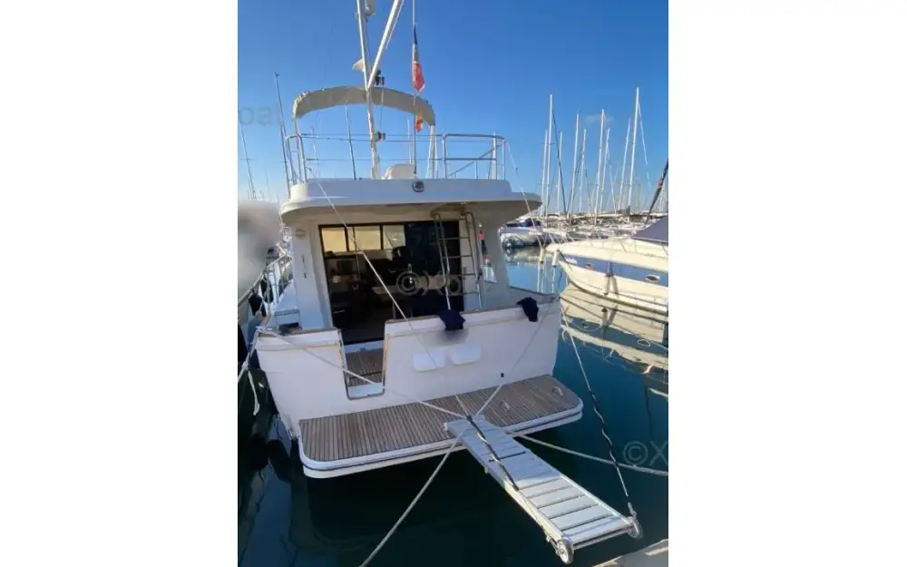 slider 1 Beneteau Swift Trawler 34
