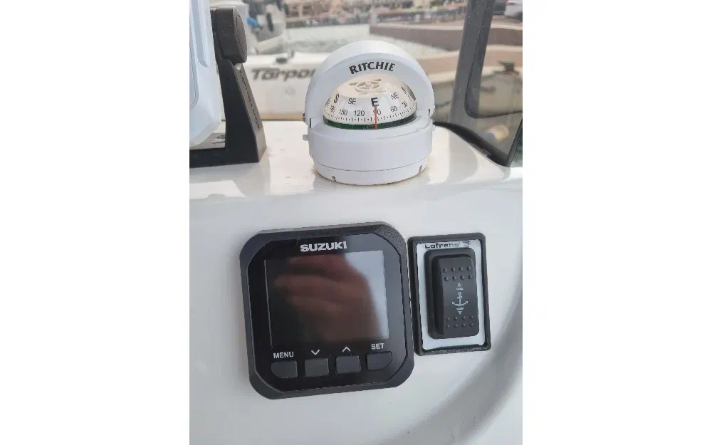 slider 19 Tarpon  790 Lx