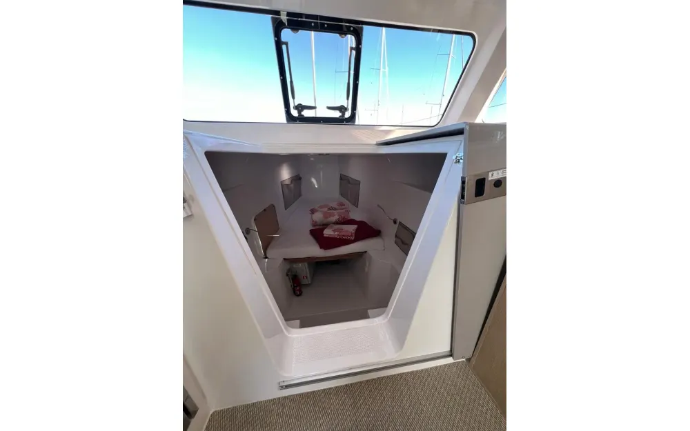 slider 10 Neel Trimarans Neel 43
