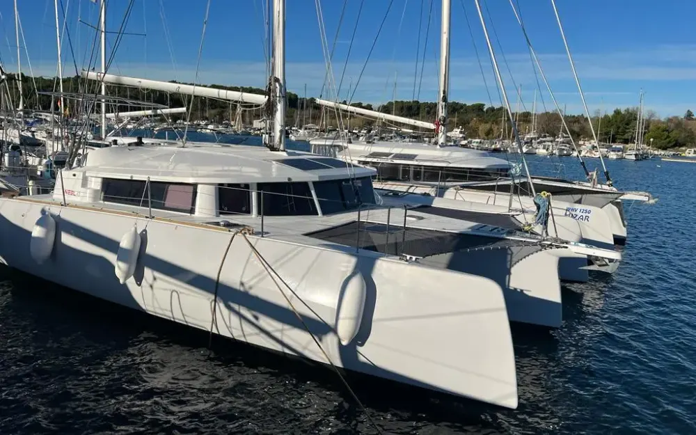 slider 1 Neel Trimarans Neel 43