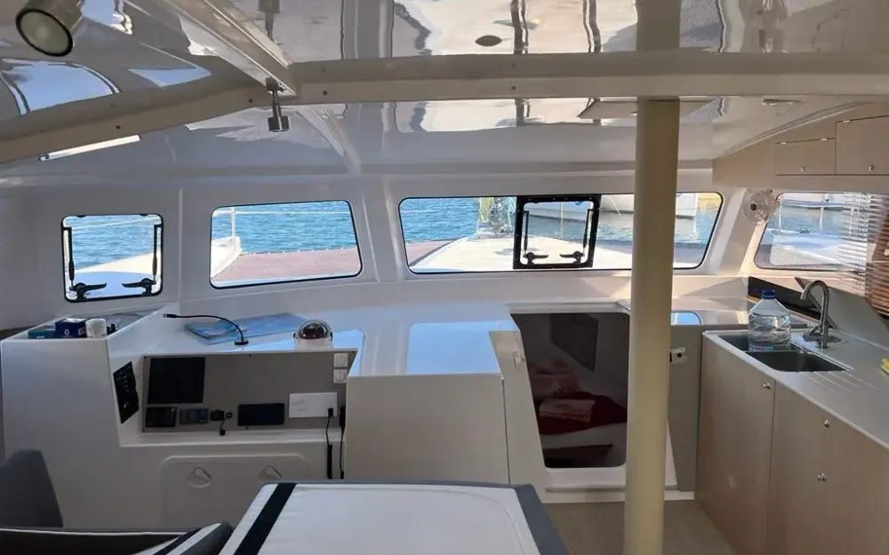 slider 8 Neel Trimarans Neel 43