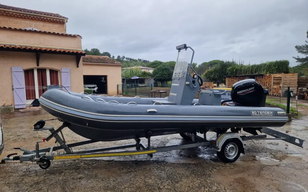 slider 0 3D Tender Stealth RIB 550