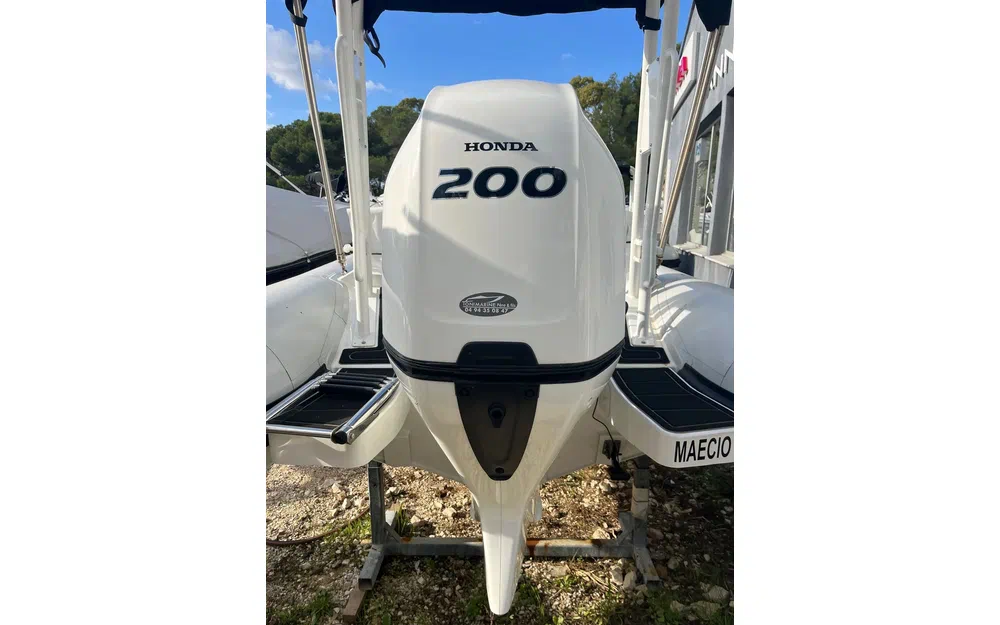 slider 1 HONDA BF200 D'OCCASION - N°20