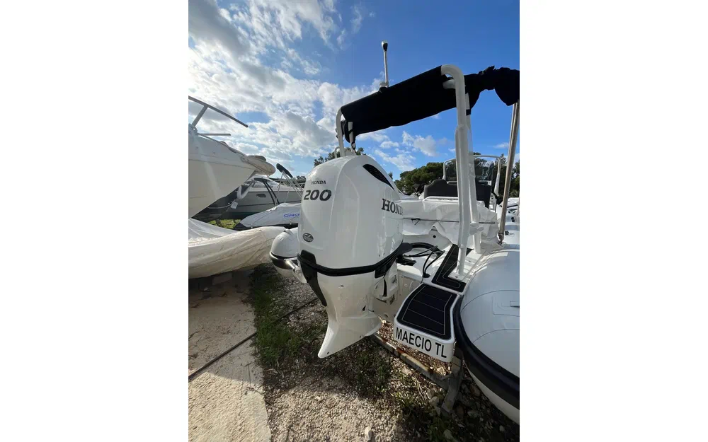 slider 4 HONDA BF200 D'OCCASION - N°20