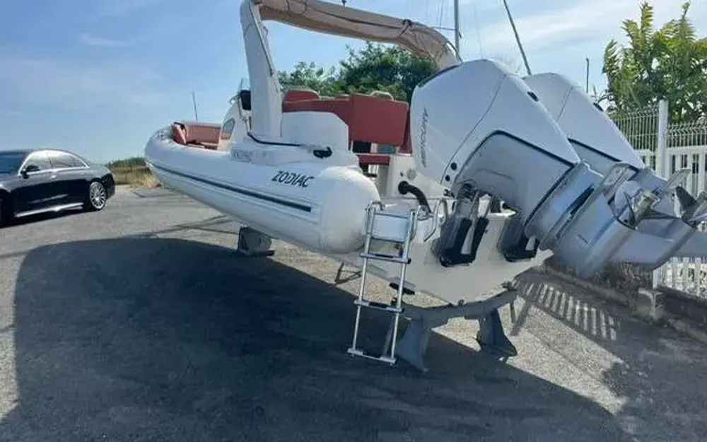 slider 10 Zodiac Medline 9