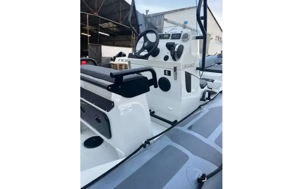 slider 1 Zodiac Pro 7 Neo