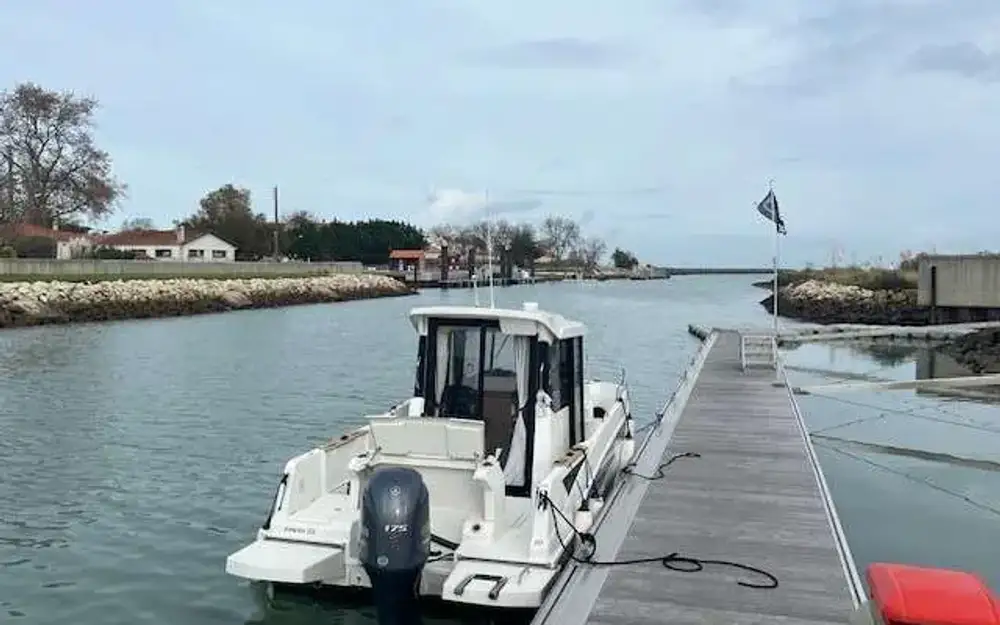 slider 0 Beneteau Barracuda 7