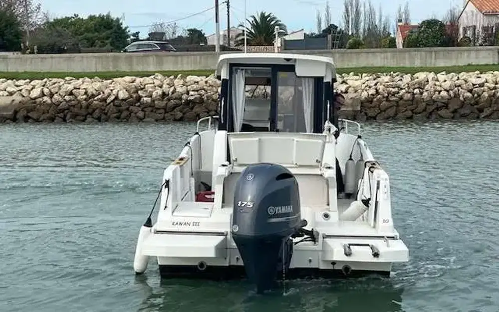 slider 14 Beneteau Barracuda 7