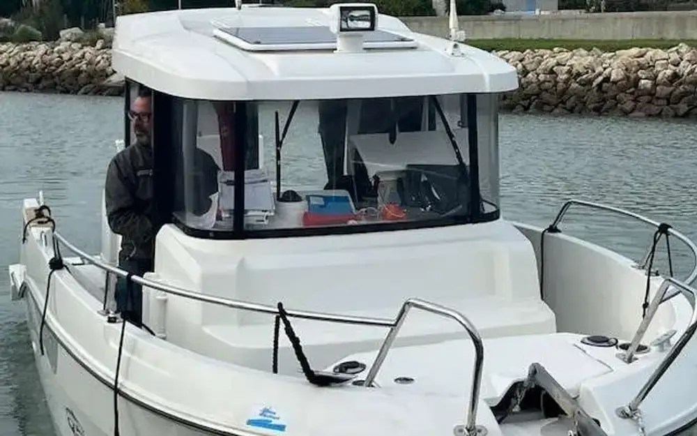 slider 16 Beneteau Barracuda 7