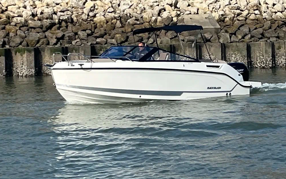 slider 1 Quicksilver 675