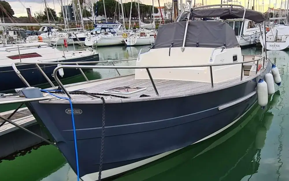 slider 0 Rhea  750 Open